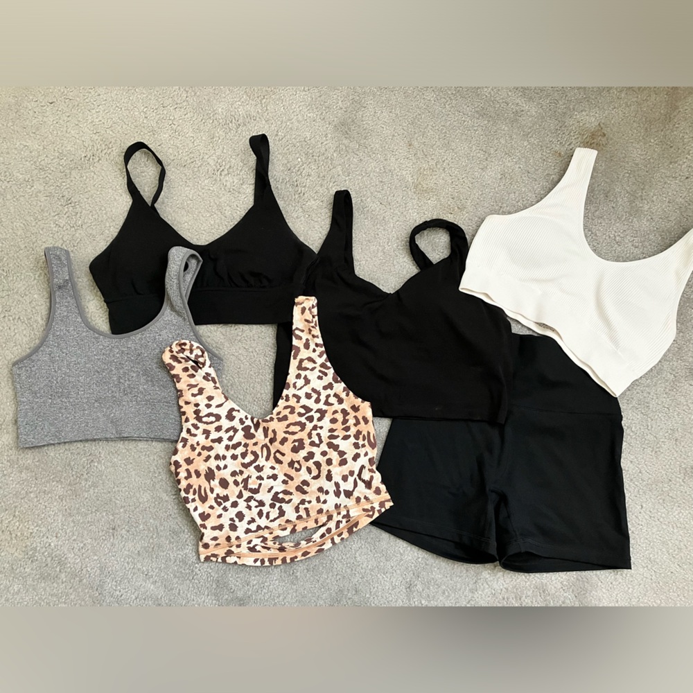 Aerie OFFLINE Active Tops/Sports Bras M/L